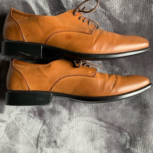 Van Heusen Men’s Leather Oxfords Shoes Size 8 - Picture 4 of 8